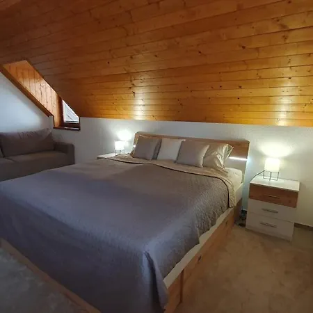 House Erika Domek alpejski *